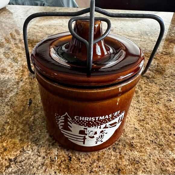 Other - Vtg Figi’s Stoneware Brown Cheese Crock Jar Kave Kure Christmas Mailbox Delivery